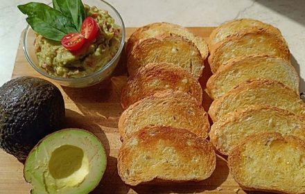 Chef Vikram Singh Rajput Guacamole With Garlic Toast