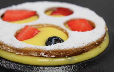 Cher Carmelo Bascetta Lemon And Vanilla Cream With Berries