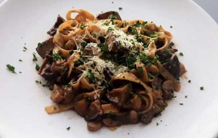 Chef Asad Nadeem Mushroom Ragout With Garlic And Onion