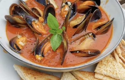 Chef Mleza Gowa Kentie Mussel Soup Dish