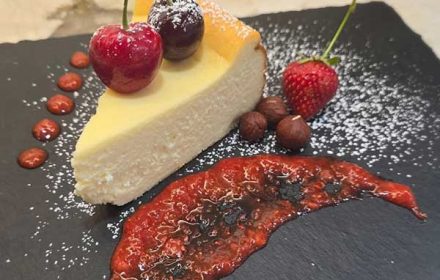 Chef Oliver King Creme Brulee Cup with Fruits