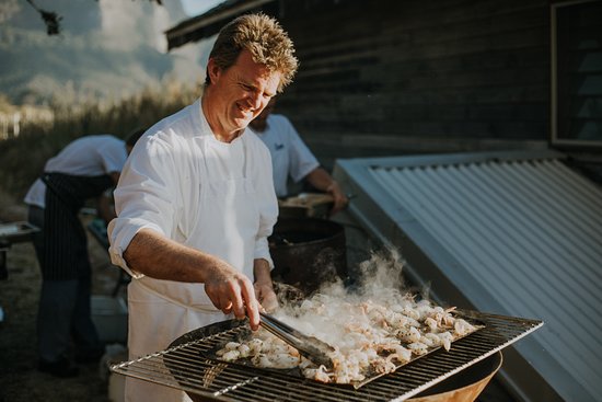 tom-kime-cooking-BBQ chef tom cooking BBQ